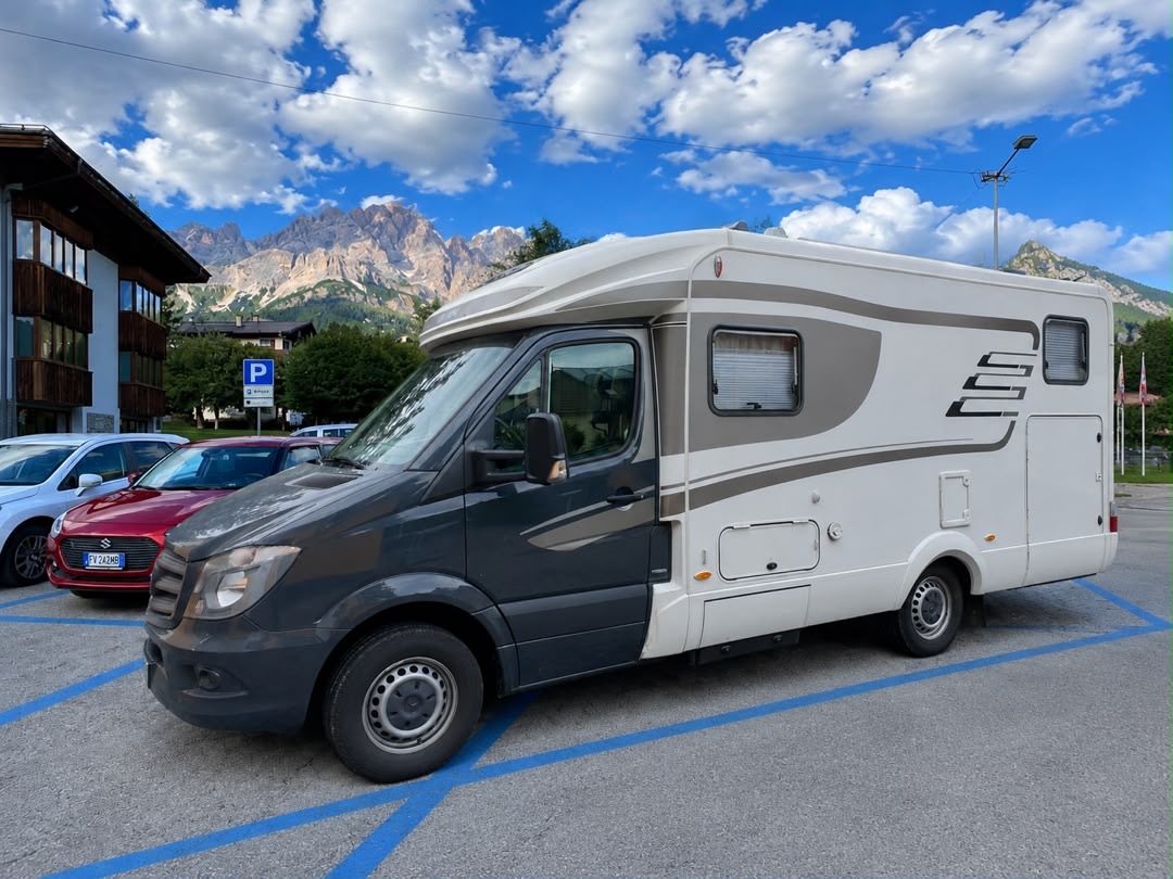 Autocaravana Hymer 2014 sobre base Mercedes-Benz